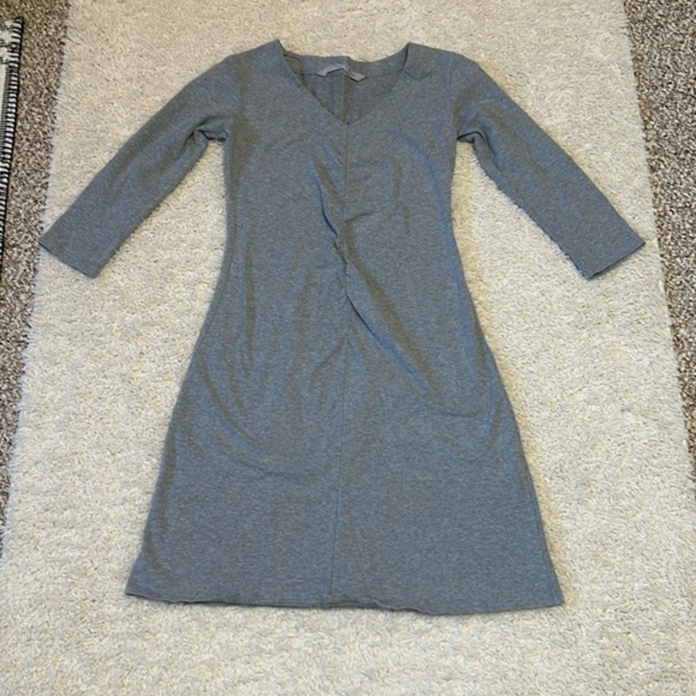 NWOT ATHLETA XS gray midi  dress with ruched front and v neck